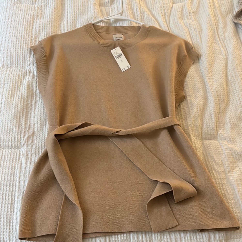 Elegant Tan Women's Sweater Top